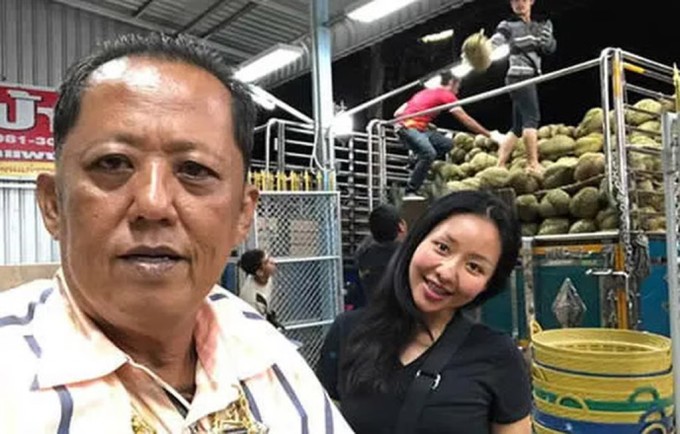 Arnon có ba con trai và một con gái (trong ảnh). Ảnh: FB