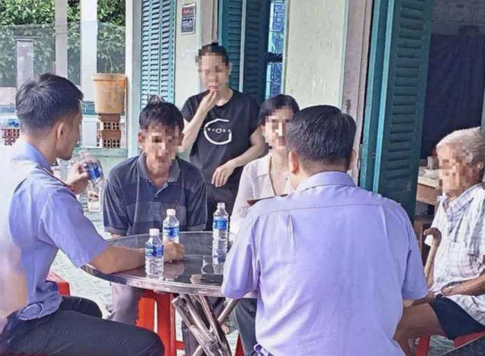 Cơ quan Điều tra VKSND Tối cao làm việc với gia đình em Tr. vào ngày 6-5