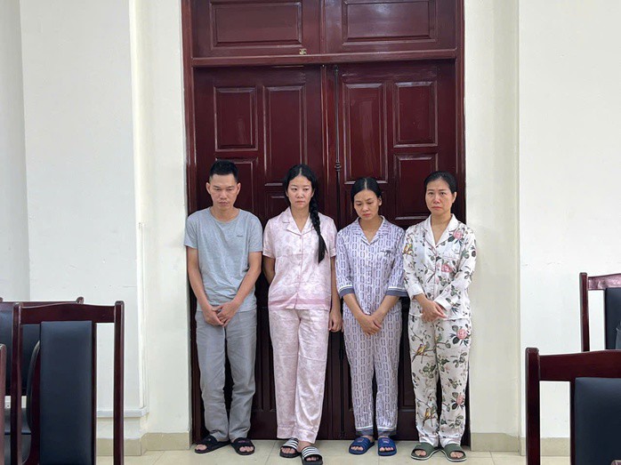 Các bị can trong vụ án. Ảnh: Công an Hà Nội