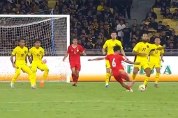 Trực tiếp bóng đá Malaysia - Lào: Đội khách vỡ trận (Vòng loại Asian Cup) (Hết giờ)