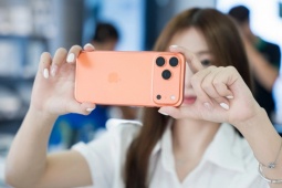 Thời kỳ hoàng kim của iPhone và Galaxy tiêu chuẩn đã tới