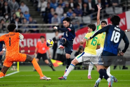 Video bóng đá Nhật Bản - Brazil: Ngược dòng mãn nhãn, chiến thắng lịch sử