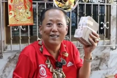 Đại gia sầu riêng treo thưởng cho người trừng trị nhân tình của con trai