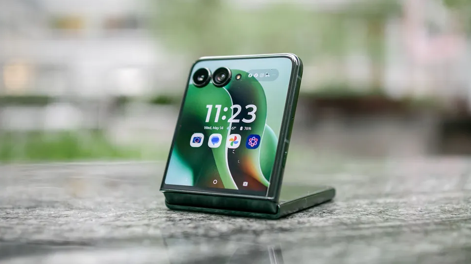 Motorola Razr Ultra (2025).