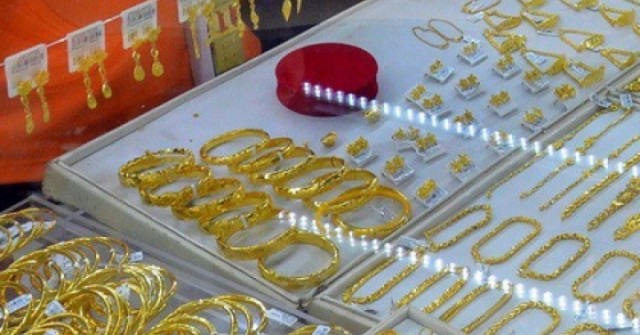 Giá vàng hôm nay, 14-10: Tiếp tục lao lên