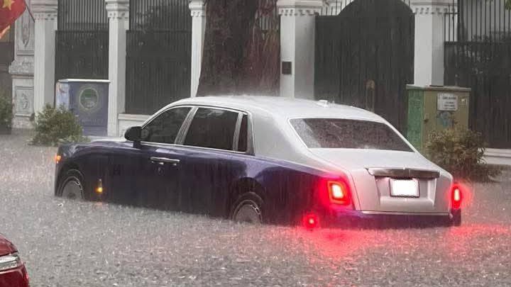 Xe ô tô bị ngập nước, thủy kích không được bảo hiểm chi trả vì sao? - 2