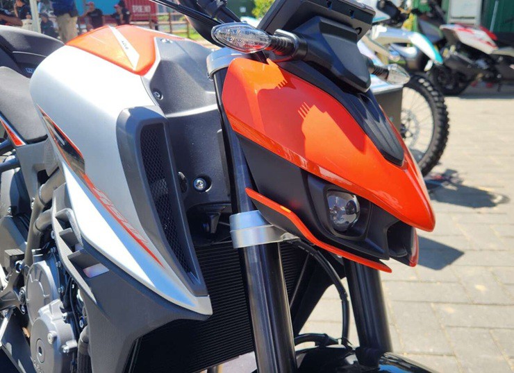 Tân binh khuấy động thị trường naked-bike bởi "ngon - bổ - rẻ" - 3