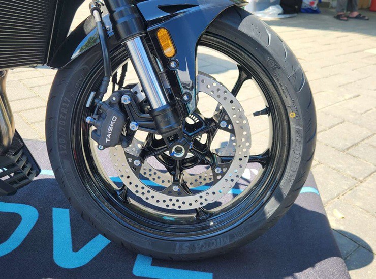 Tân binh khuấy động thị trường naked-bike bởi "ngon - bổ - rẻ" - 5