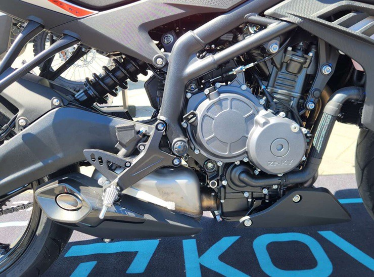 Tân binh khuấy động thị trường naked-bike bởi "ngon - bổ - rẻ" - 6