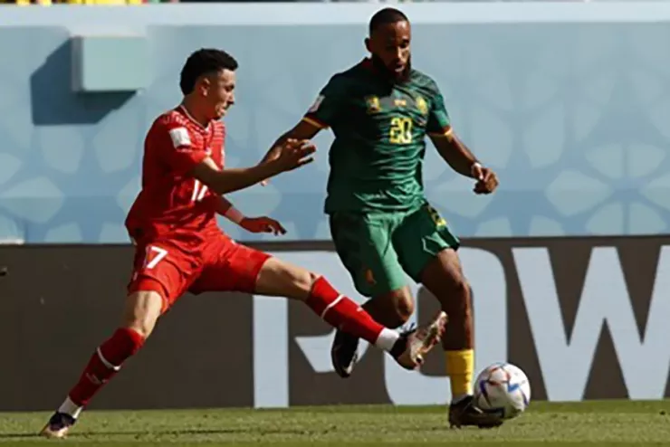 Kịch bản ác mộng xảy ra với Mbeumo và MU. ẢNH: EPA