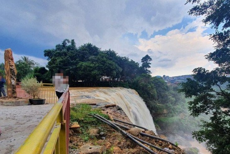 Lâm Đồng: Người phụ nữ mất tích sau khi vào quán cà phê bên thác Voi