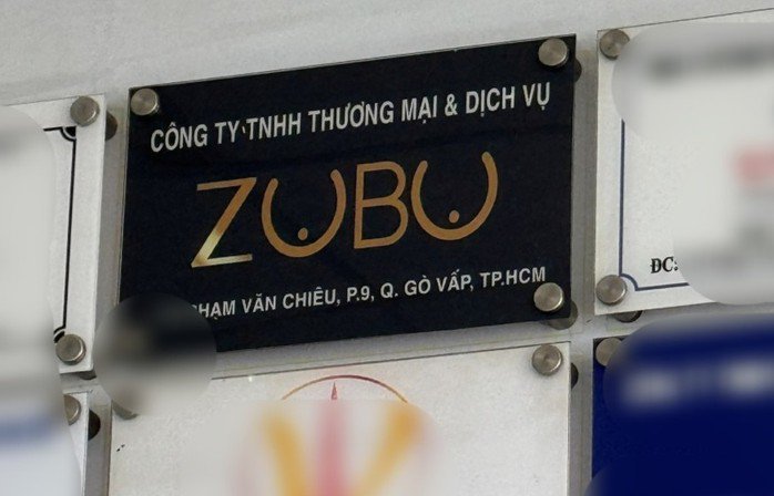 Tên công ty và logo gây tranh cãi - Ảnh: ĐSPL