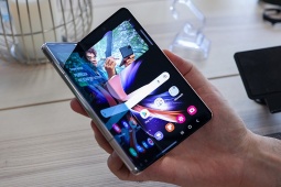 Công ty ít tên tuổi giữ vận mệnh cho smartphone gập của Samsung