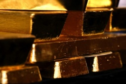 Kinh doanh - Giá vàng và bạc tiếp tục lập đỉnh mới: Liệu đà tăng có kéo dài?