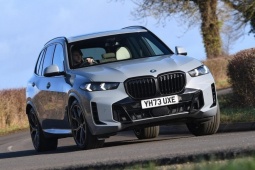 Top xe SUV hybrid tốt nhất năm 2025
