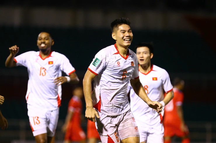 ĐT Việt Nam chỉ thắng 1-0 trước Nepal trong trận lượt về