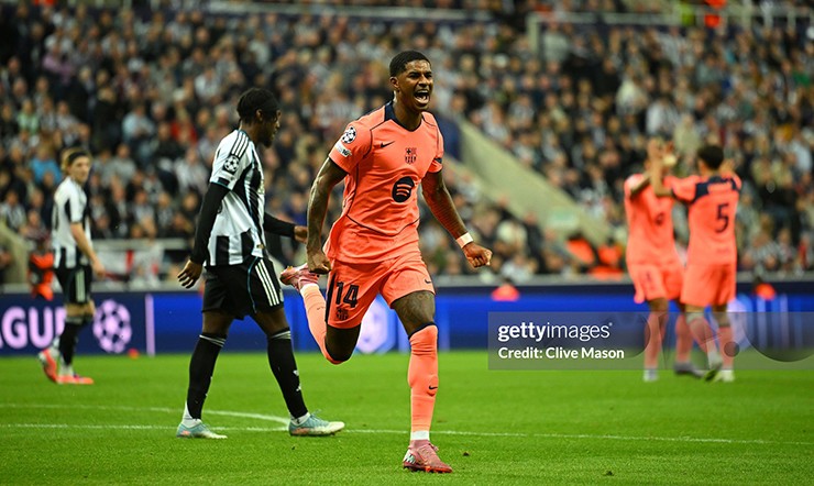 Rashford ghi bàn giúp Barca giành chiến thắng tại Champions League