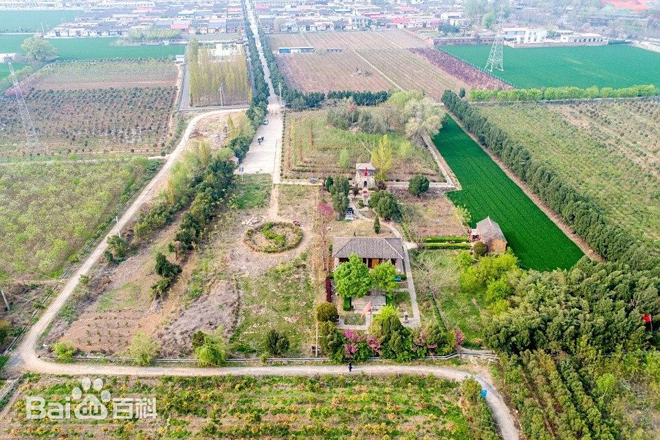 Thiền lăng, nơi an nghỉ của Hán Hiến Đế tại thành phố Lạc Dương, tỉnh Hà Nam, Trung Quốc.