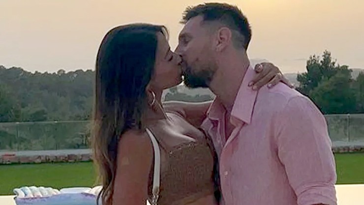 Lionel Messi và vợ Antonela đã mua biệt thự này với giá gần 10&nbsp;triệu bảng Anh