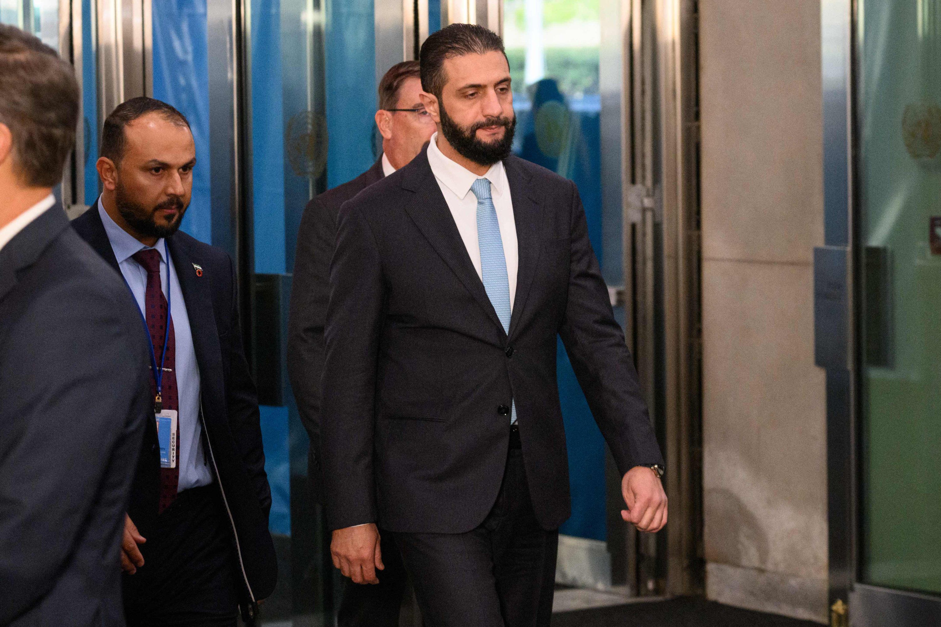 Tổng thống lâm thời Ahmed al-Sharaa đến Moscow trong ngày 15/10 để gặp trực tiếp ông Putin. Ảnh: AFP.