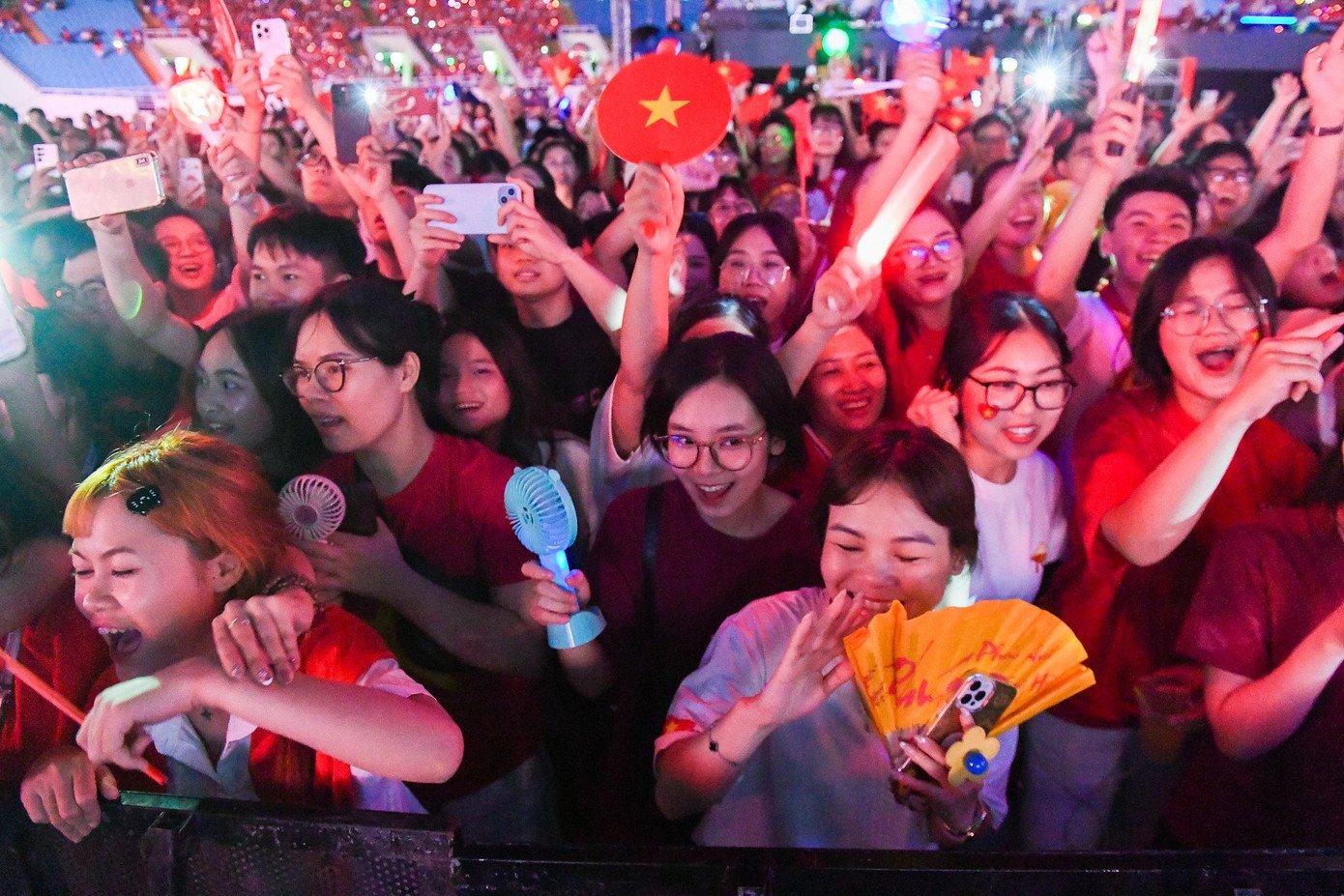 Khán giả xem việc tham dự concert như một phần của lối sống.