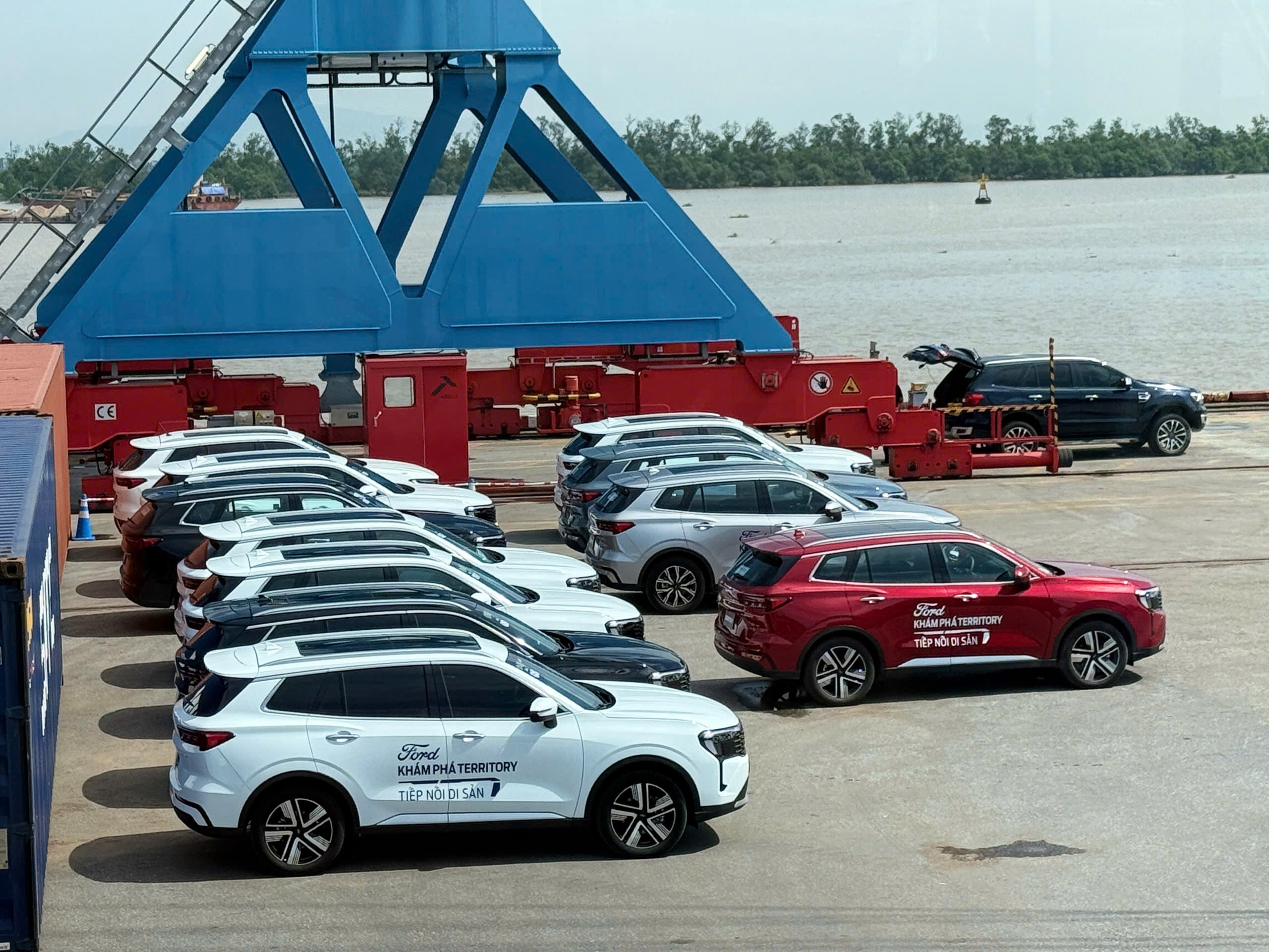 Đánh giá nhanh Ford Territory thế hệ mới có những ưu và nhược điểm gì? - 6