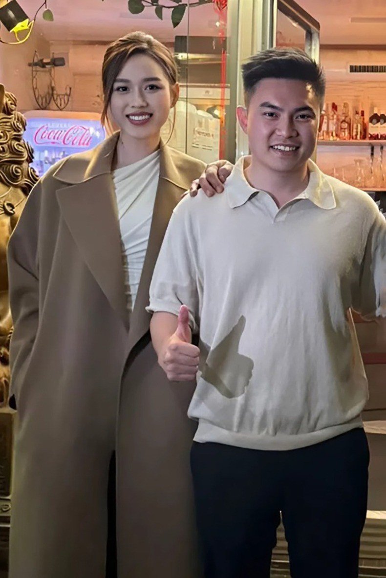 Hoa hậu Đỗ Thị Hà đồng hành cùng thiếu gia Viết Vương trong nhiều hoạt động của tập đoàn.
