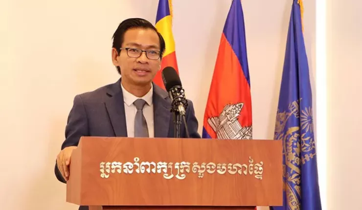 Người phát ngôn Bộ Nội vụ Campuchia - ông Touch Sokhak. Ảnh: KHMER TIMES