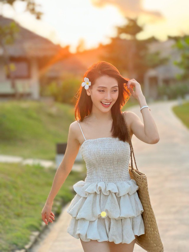 Học mẹo mix đồ 'từ đi làm đến đi chơi' vừa đẹp, vừa thanh lịch của nữ MC VTV quê Phú Thọ - 12
