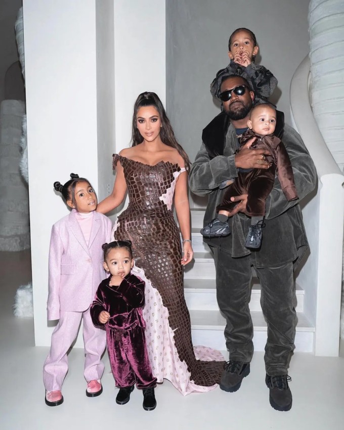 Kim và Kanye có chung bốn người con.