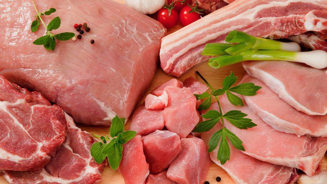 Bổ sung thịt lợn vào chế độ ăn một cách hợp lý mang lại nhiều lợi ích sức khỏe.