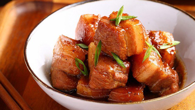 Thịt lợn có thể chế biến thành nhiều món ăn hấp dẫn tốt cho sức khỏe.