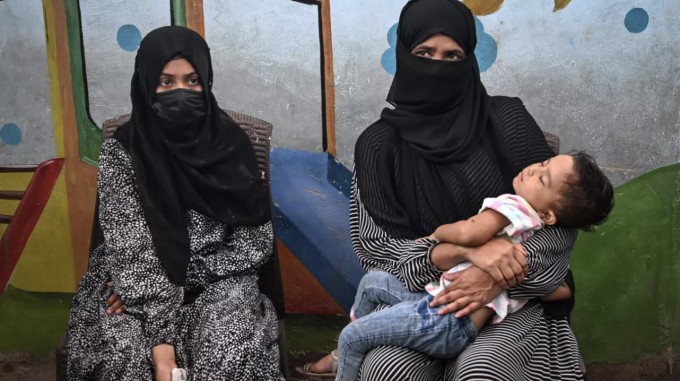 Hàng triệu trẻ em Pakistan được các gia đình khá giả thuê làm người giúp việc gia đình, bất chấp đây là hành vi bất hợp pháp. Ảnh: France 24