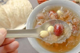 Tổ yến đắt tiền nhưng ai mới nên ăn và dùng thế nào là tốt nhất?