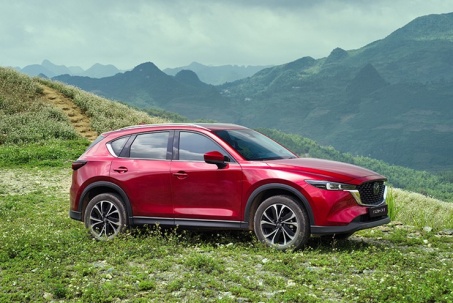 Giá xe Mazda CX-5 niêm yết và lăn bánh tháng 10/2025