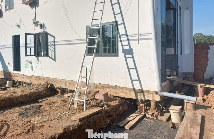 'Thần đèn' đưa căn nhà xây nhầm trên đất người khác về đúng vị trí - 4