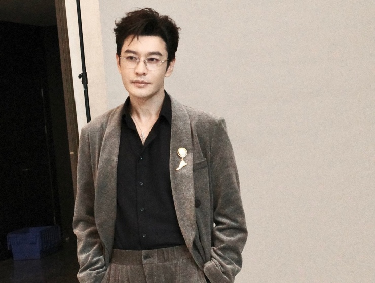 Huỳnh Hiểu Minh không ngừng nỗ lực, hiện tại anh là ông chủ giàu có, nổi tiếng trong giới giải trí Trung Quốc.