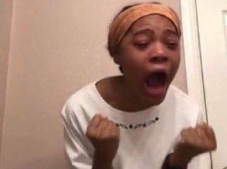 "Cô gái meme" gây sốt toàn cầu thăng hạng nhan sắc, làm chuyện không ngờ sau 8 năm - 1