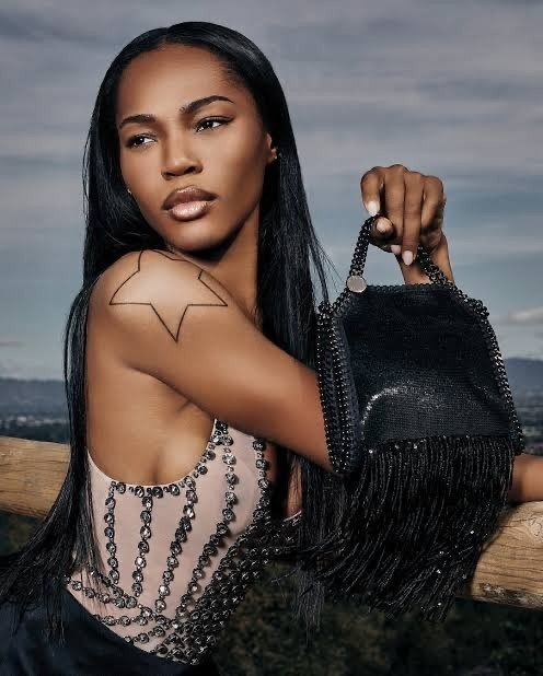 "Cô gái meme" gây sốt toàn cầu thăng hạng nhan sắc, làm chuyện không ngờ sau 8 năm - 5