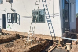 Tin tức trong ngày - 'Thần đèn' đưa căn nhà xây nhầm trên đất người khác về đúng vị trí