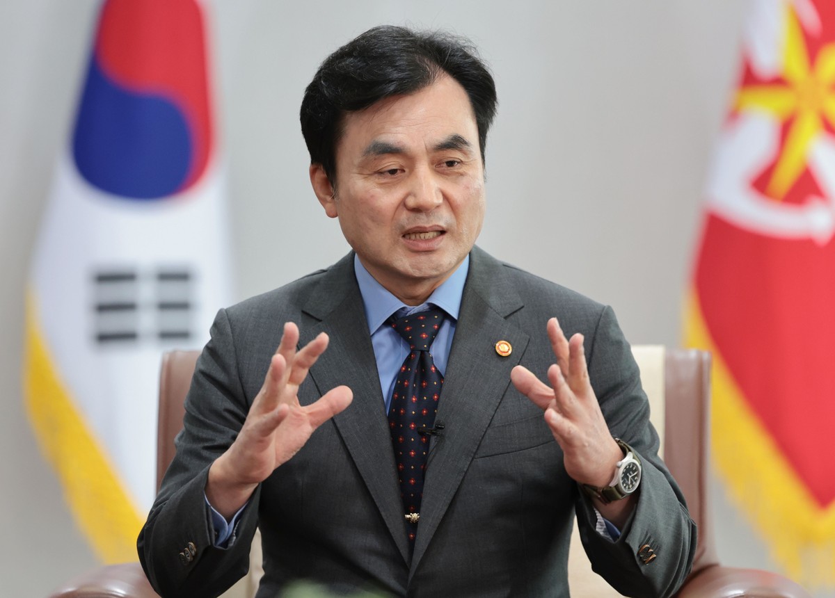 Bộ trưởng Quốc phòng Hàn Quốc Ahn Gyu-back. Ảnh: Yonhap.