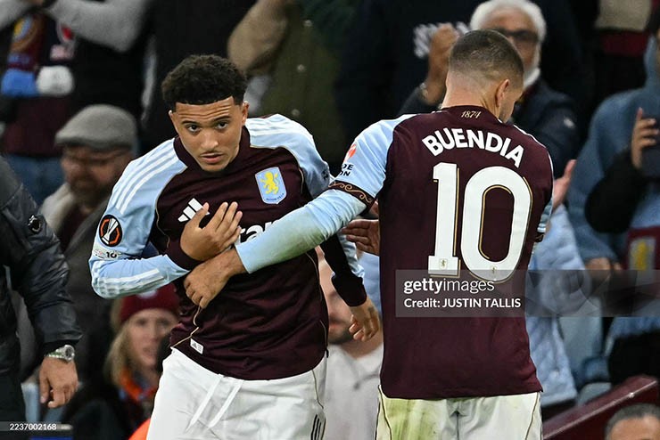 Sancho chưa thể hiện được gì kể từ khi gia nhập Aston Villa