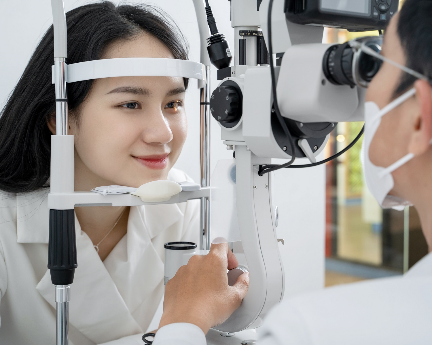 Quy trình đo mắt tại Hải Triều được thực hiện trên hệ thống máy móc hiện đại