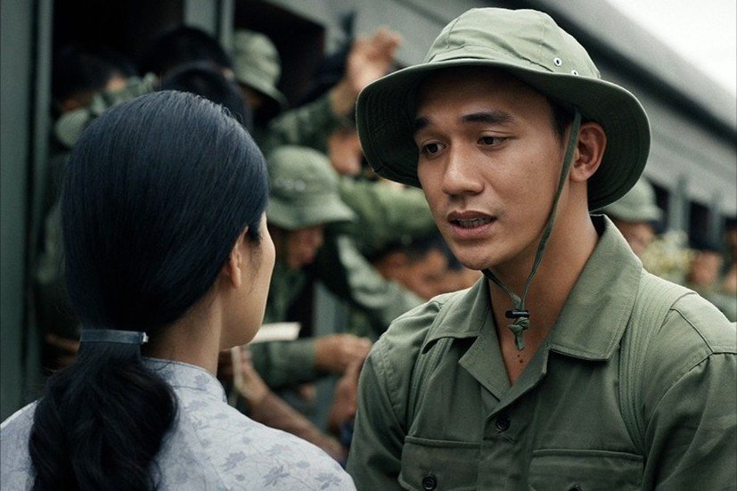 Mưa đỏ và Tử chiến trên không ra rạp, tạo nên thành tích đáng nể cho dòng phim Nhà nước.