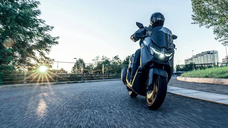 Yamaha trình làng xe ga mới "thách thức" cả SH160i - 7