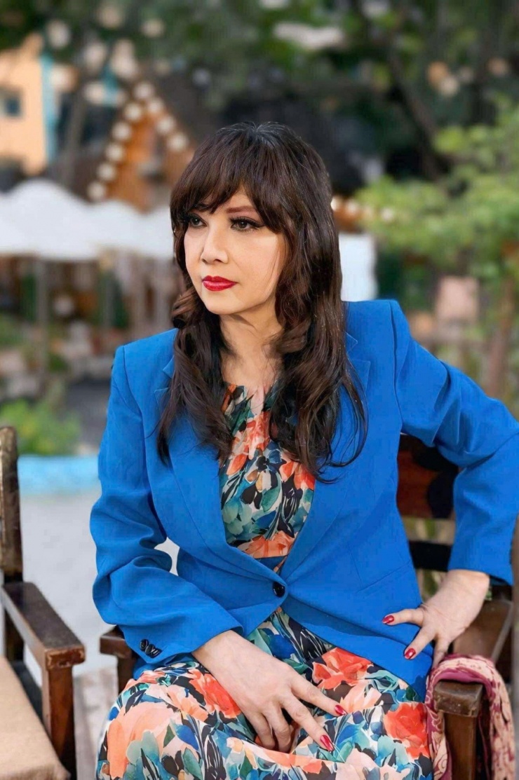 Danh ca Bảo Yến đăng ảnh mới nhất, tiết lộ đang chuẩn bị cho show diễn trở lại.