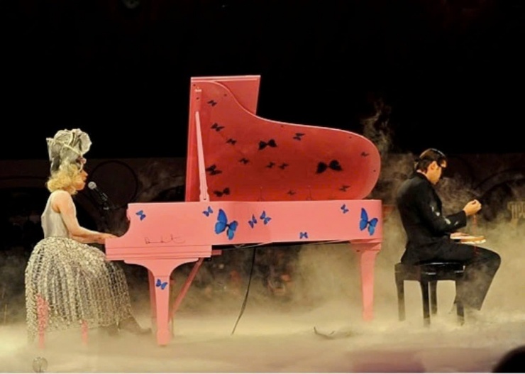 Khán giả Việt mong chờ “Chị Dậu” - Lady Gaga
