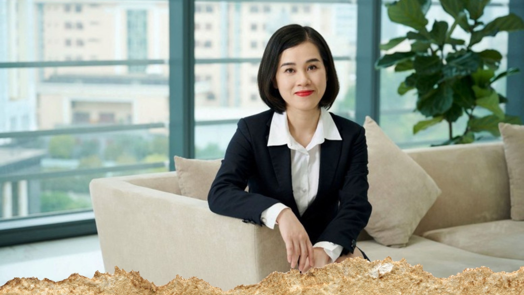 Nữ doanh nhân sinh năm 1980 kinh qua nhiều vị trí quan trọng tại Tập đoàn Viettel