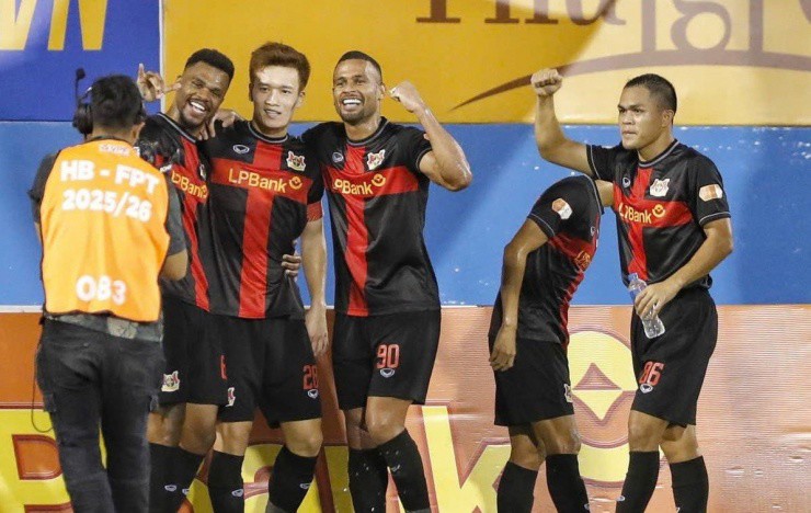 CLB Ninh Bình đã khởi đầu tốt tại V-League, nhưng khó khăn đang chờ phía trước