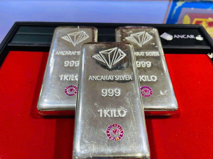 Bạc thỏi 1 kg được người dân ưa chuộng hiện nay